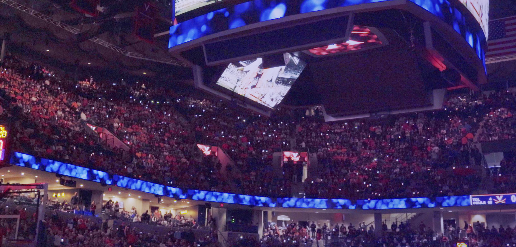 UVA Mobile Light Show Delights Thousands of Fans
